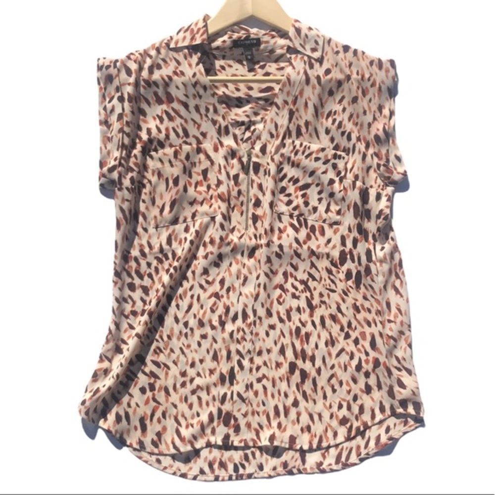 Express Cream with brown Print Short Sleeve Zipper front Blouse